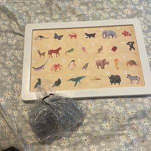 Lovevery alphabet animal puzzle